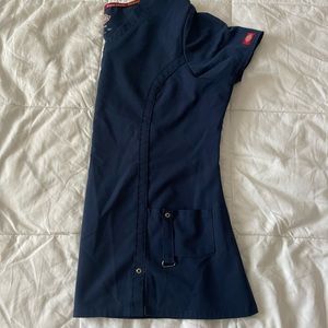 Dickies sz L scrub top
